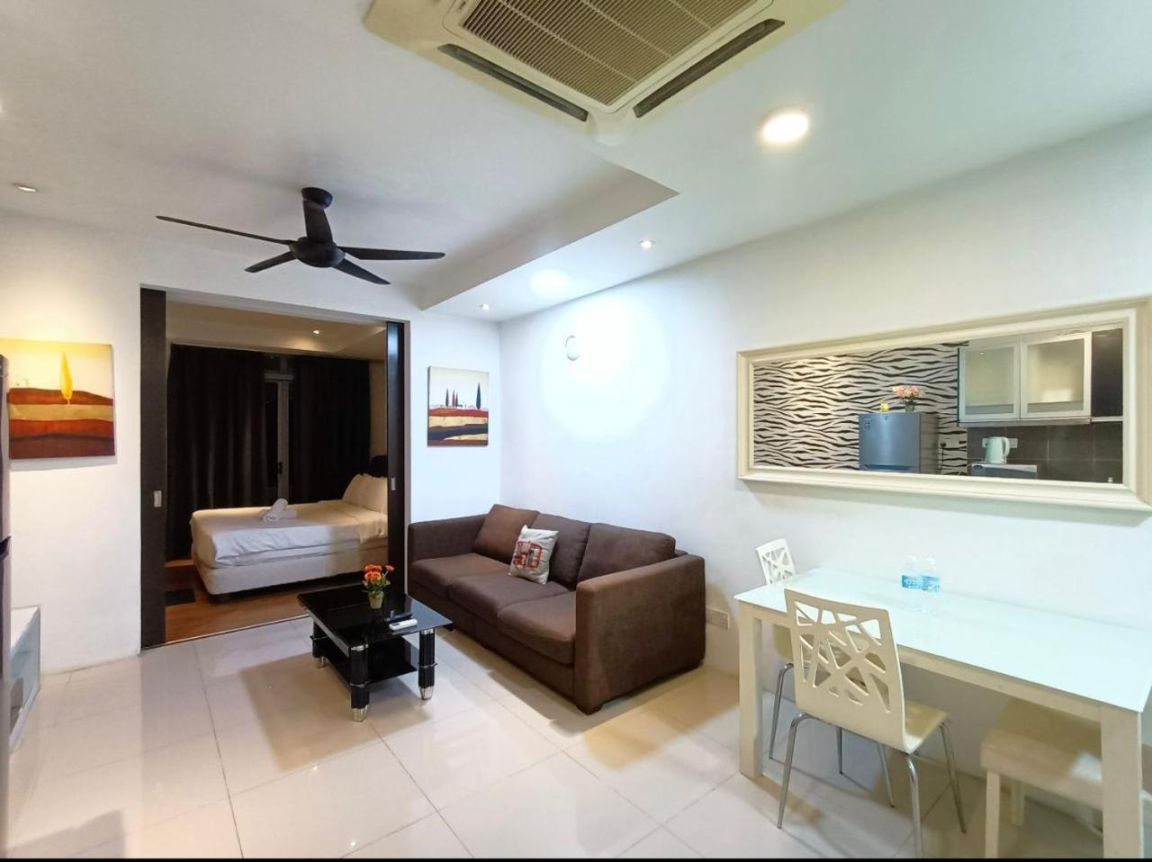 Taragon Service Apartment Kuala Lumpur Exterior photo